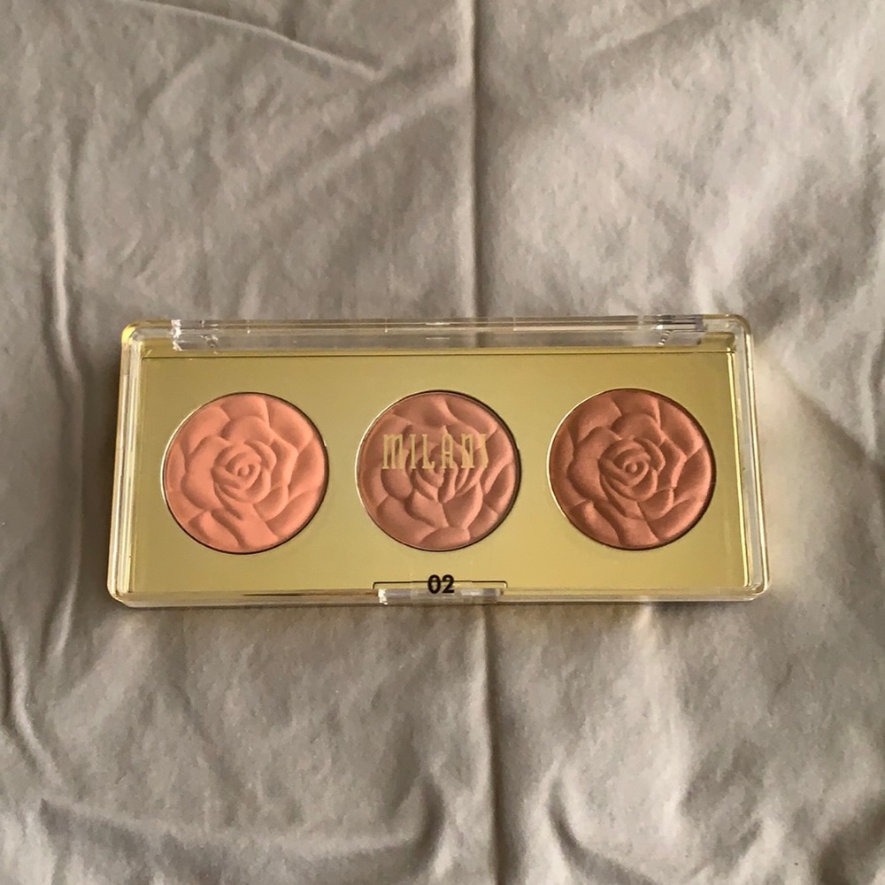 Milani Rose Powder Blush Trip